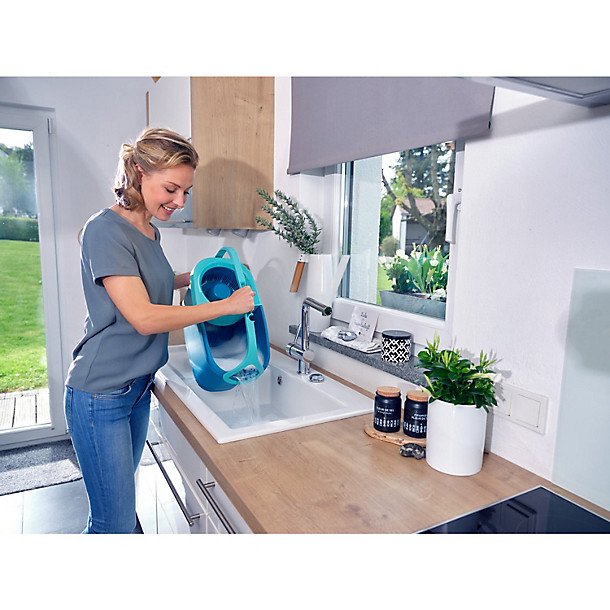  Leifheit Clean Twist Disc Mop Ergo Mobile Set, Moisture  Controlled Spin, Wheeled Bucket, Faster Cleaning, Easy-Steer Micro Fibre  33cm Head with 360° Joint,Turquoise,46,6 x 26,5 x 26cm : Health & Household